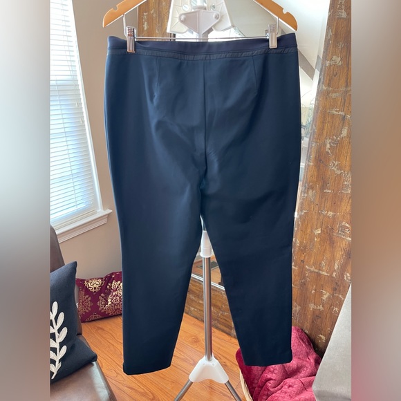 Lafayette 148 New York Navy Pants! - Picture 6 of 6